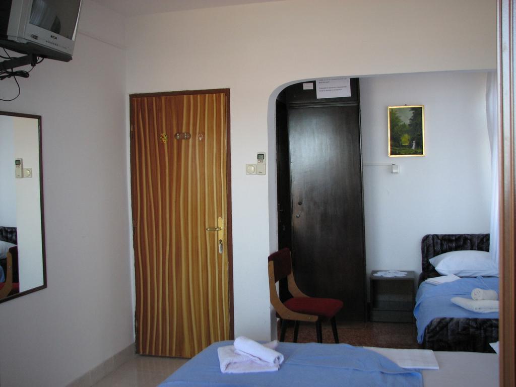 Guest House Ivo Jovanovic Sveti Stefan Habitación foto